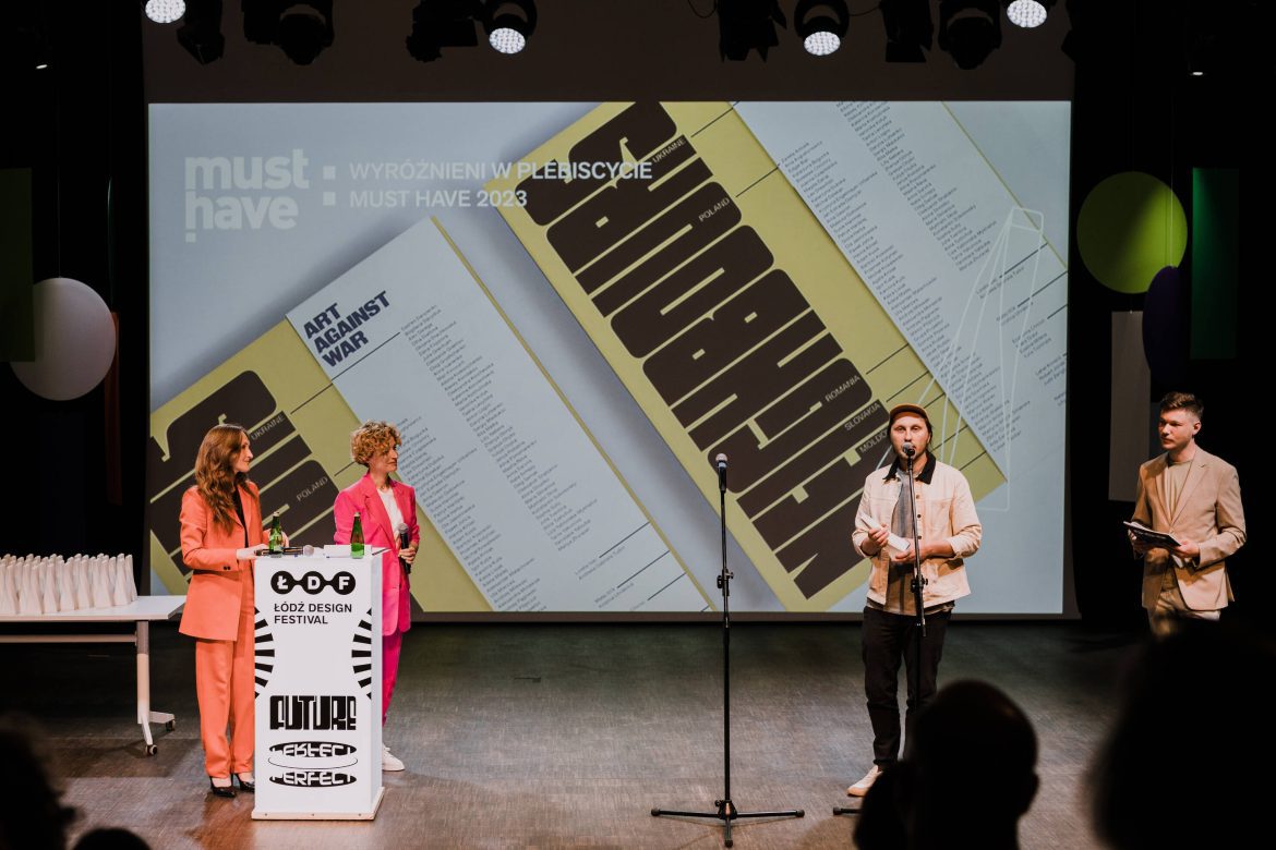 album neighbours wygrywa w plebiscycie must have